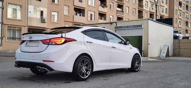 Hyundai Avante-6