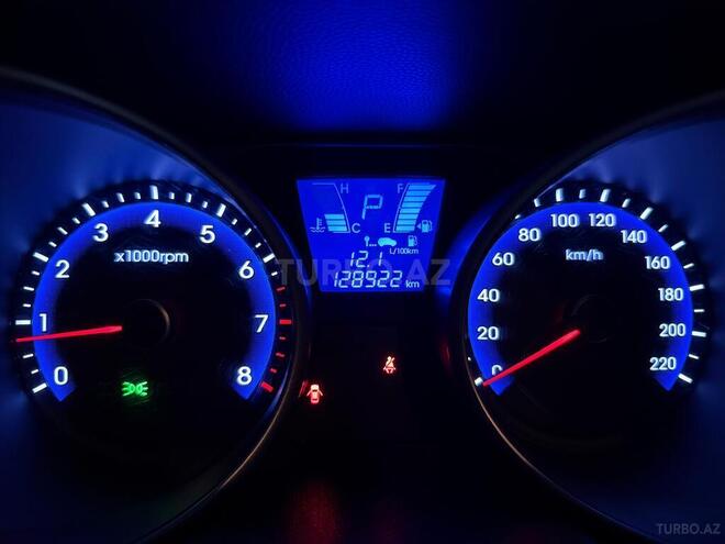 Hyundai ix35 2013, 128,900 km - 2.0 l - Bakı