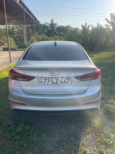 Hyundai Elantra 2017, 123,000 km - 2.0 л - Quba