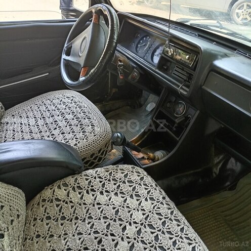 LADA (VAZ) 2107 1988, 80,000 km - 1.6 l - Yardımlı