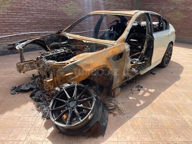 BMW 535 2014, 200,000 km - 3.0 l - Gəncə
