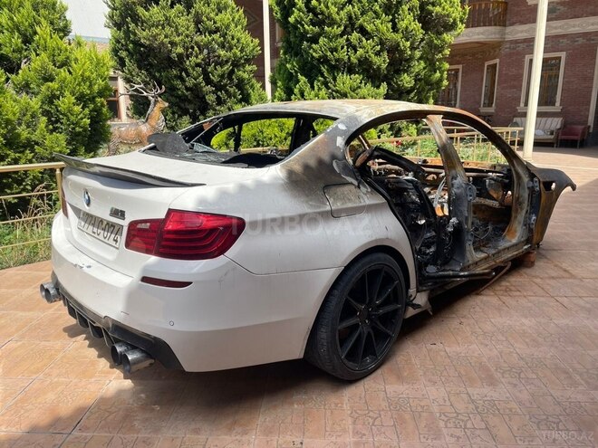 BMW 535 2014, 200,000 km - 3.0 l - Gəncə