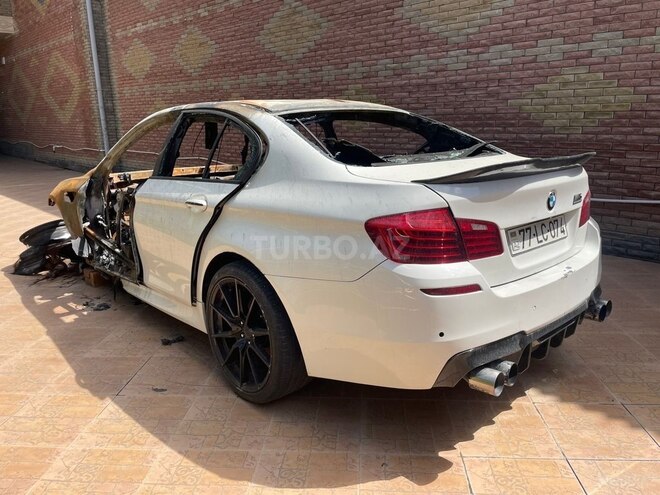 BMW 535 2014, 200,000 km - 3.0 l - Gəncə