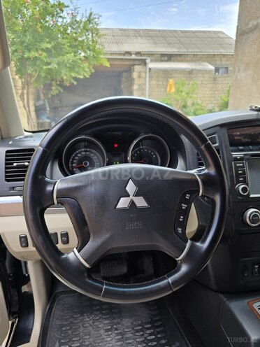 Mitsubishi Pajero 2007, 217,000 km - 3.0 l - Bakı