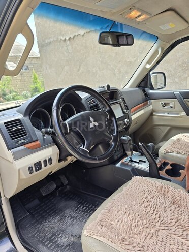 Mitsubishi Pajero 2007, 217,000 km - 3.0 l - Bakı