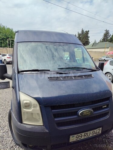 Ford Transit 2010, 430,000 km - 2.4 l - Quba