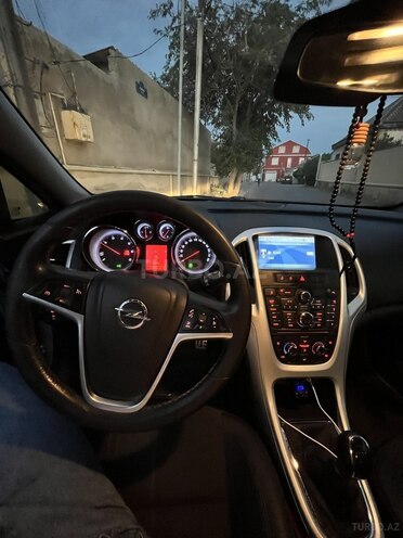 Opel Astra 2013, 319,916 km - 1.3 л - Bakı