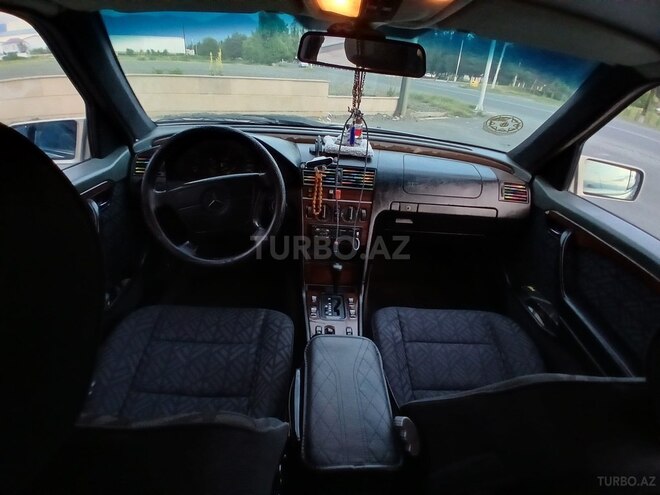 Mercedes C 180-8