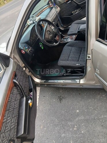 Mercedes C 180-9