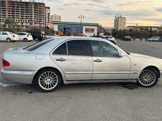 Mercedes E 240 1998, 364,467 km - 2.4 l - Sumqayıt