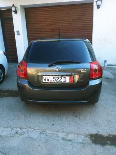 Toyota Corolla 2006, 255,000 km - 1.4 l - Quba