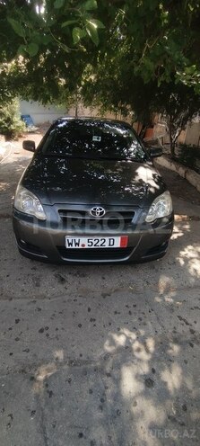 Toyota Corolla 2006, 255,000 km - 1.4 l - Quba