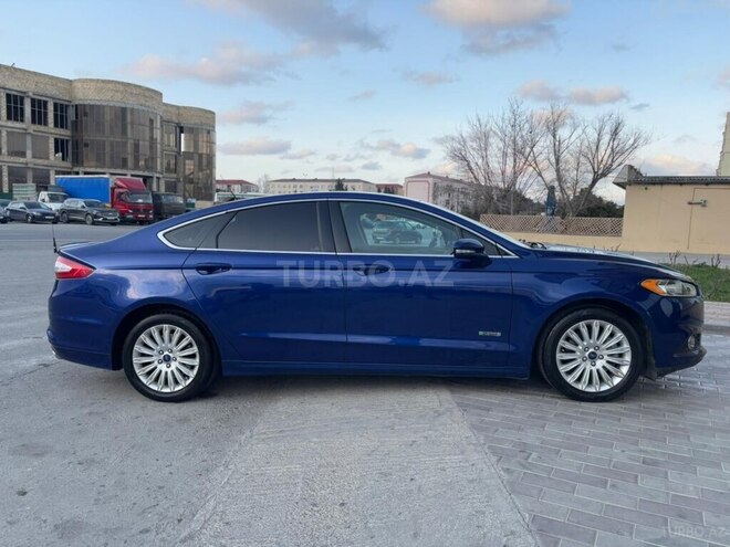 Ford Fusion (North America) 2014, 110,000 km - 2.0 л - Sumqayıt