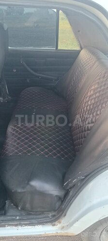 LADA (VAZ) 2107 2003, 42,000 km - 1.6 l - Liman