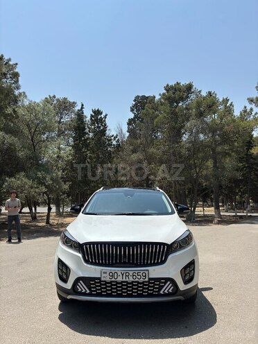 Kia Sorento-1