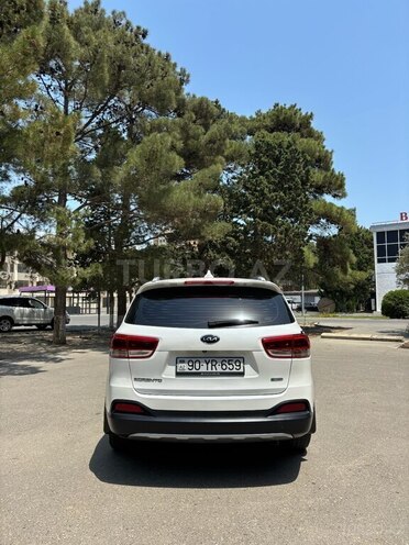 Kia Sorento-3