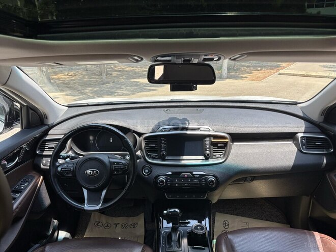 Kia Sorento-7