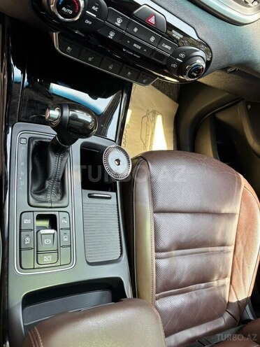 Kia Sorento-11