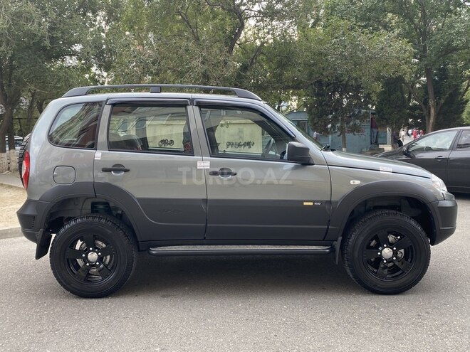 Chevrolet Niva 2020, 31,700 km - 1.7 l - Bakı