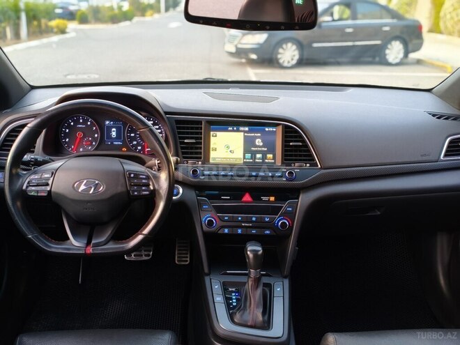 Hyundai Elantra 2017, 112,000 km - 1.6 л - Bakı