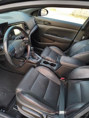 Hyundai Elantra 2017, 112,000 km - 1.6 л - Bakı