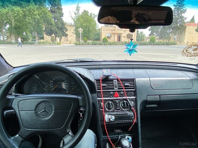 Mercedes C 200 1997, 400,000 km - 2.0 л - Goranboy