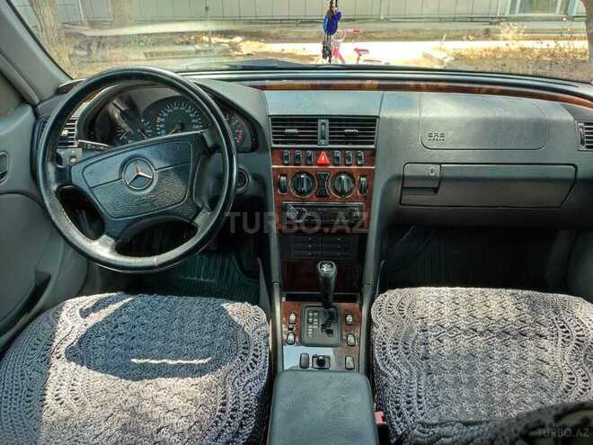 Mercedes C 240 1999, 197,000 km - 2.4 l - Bakı