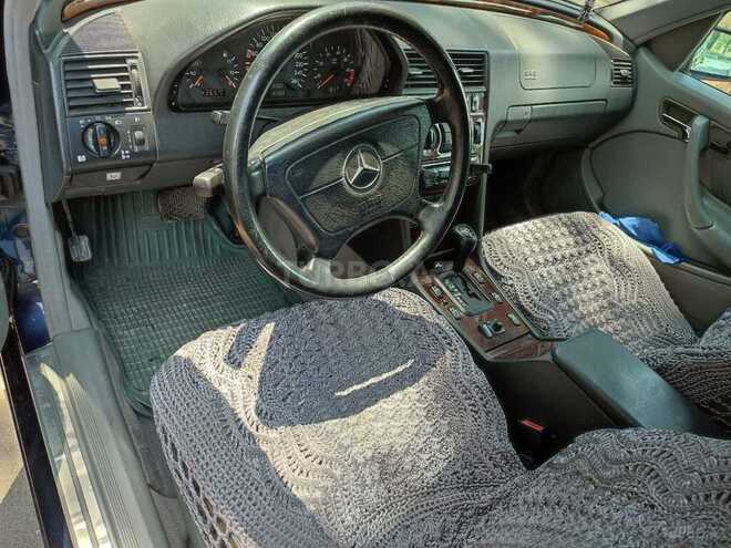 Mercedes C 240 1999, 197,000 km - 2.4 l - Bakı