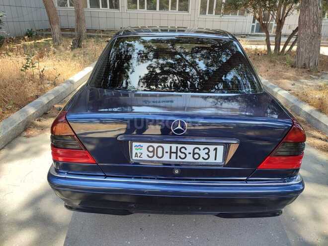 Mercedes C 240 1999, 197,000 km - 2.4 l - Bakı