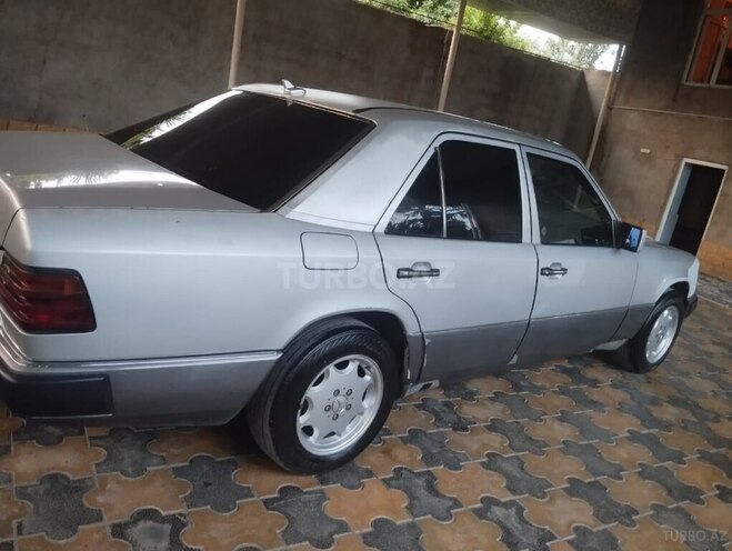 Mercedes E 220 d 1990, 450,000 km - 2.2 l - Cəlilabad