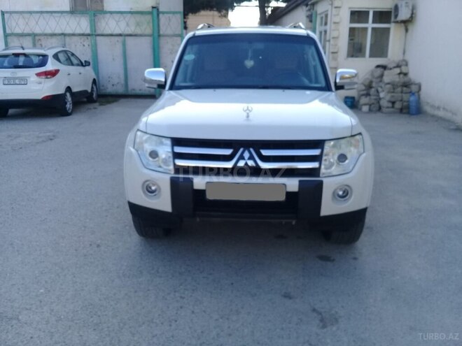Mitsubishi Pajero 2008, 218,000 km - 3.0 l - Bakı