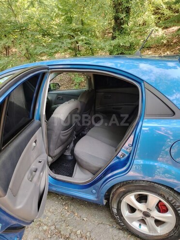 Kia Rio 2005, 300,000 km - 1.5 l - Zaqatala