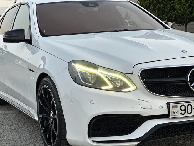 Mercedes E 200 2013, 250,000 km - 2.0 l - Xaçmaz
