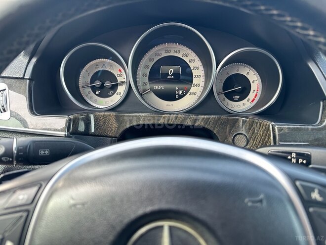 Mercedes E 200 2013, 250,000 km - 2.0 l - Xaçmaz