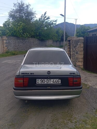 Opel Vectra 1994, 380,000 km - 1.8 l - Zaqatala