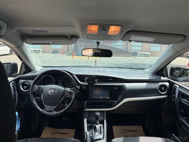 Toyota Corolla iM-6