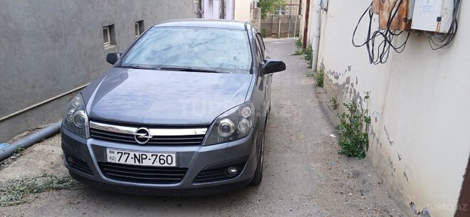 Opel Astra 2006, 239,000 km - 1.3 l - Culfa