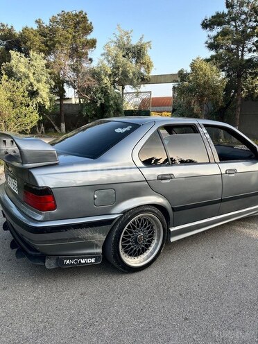 BMW 320 1994, 350,000 km - 2.0 l - Bakı
