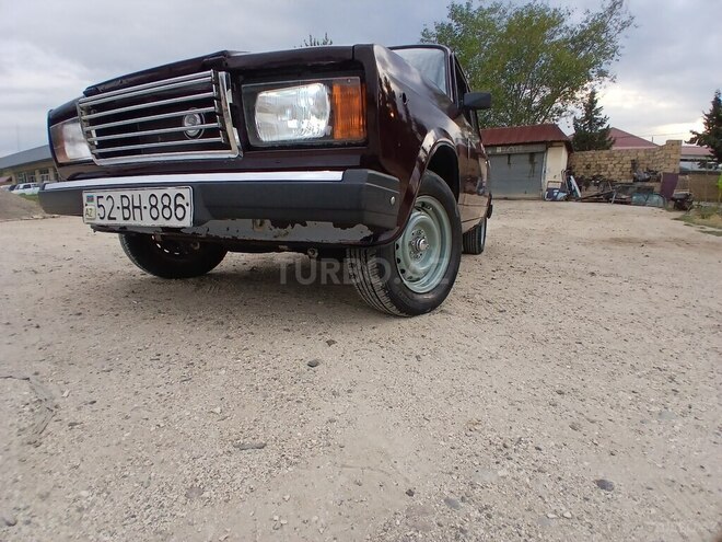 LADA (VAZ) 2107 2007, 50,555 km - 1.6 l - Salyan