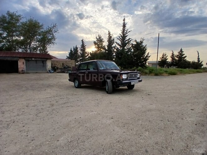 LADA (VAZ) 2107 2007, 50,555 km - 1.6 l - Salyan