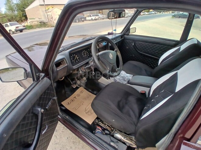 LADA (VAZ) 2107 2007, 50,555 km - 1.6 l - Salyan