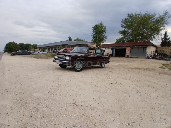 LADA (VAZ) 2107 2007, 50,555 km - 1.6 l - Salyan