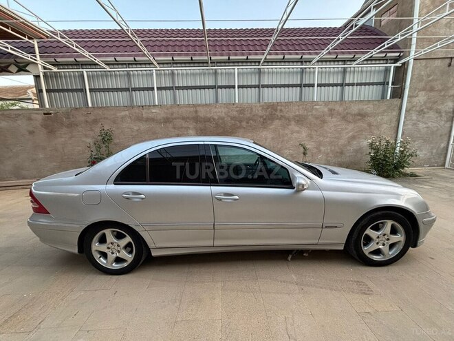 Mercedes C 200 2000, 190,000 km - 2.0 л - Şirvan