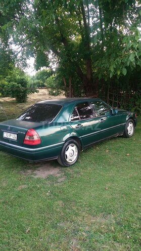 Mercedes C 180-9