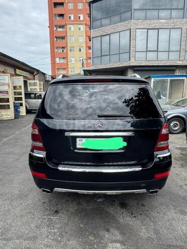 Mercedes GL 550-4
