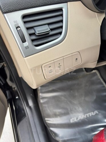 Hyundai Elantra 2014, 156,385 km - 1.8 l - Bakı
