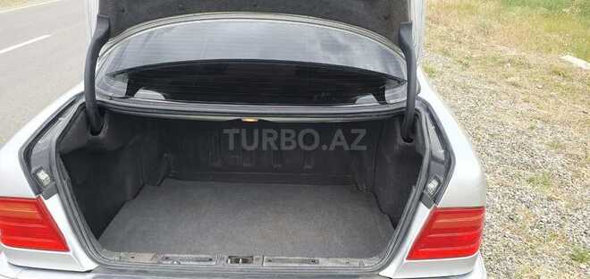 Mercedes E 200 1998, 311,000 km - 2.0 l - Goranboy