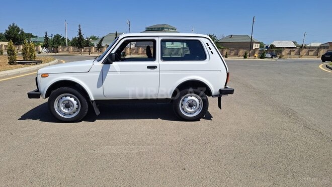 LADA (VAZ) Niva 2018, 107,000 km - 1.7 л - Neftçala