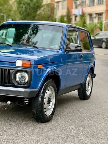 LADA (VAZ) Niva-12