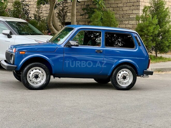 LADA (VAZ) Niva-13